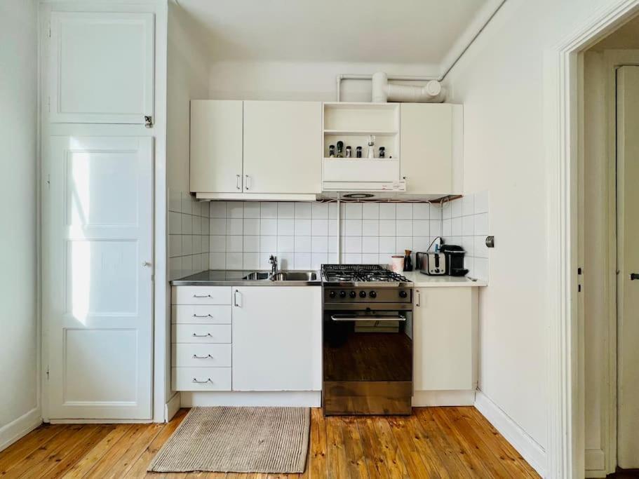 Entire Apartment Stockholm Luaran gambar