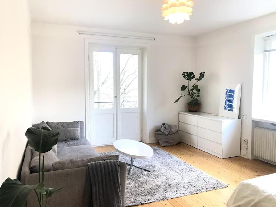 Entire Apartment Stockholm Luaran gambar