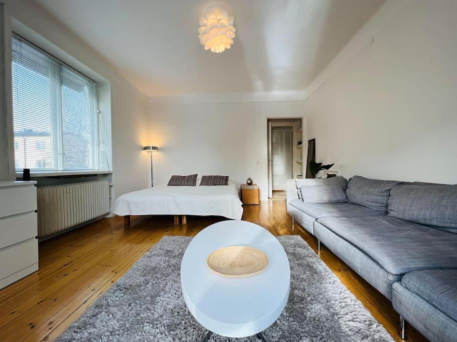 Entire Apartment Stockholm Luaran gambar